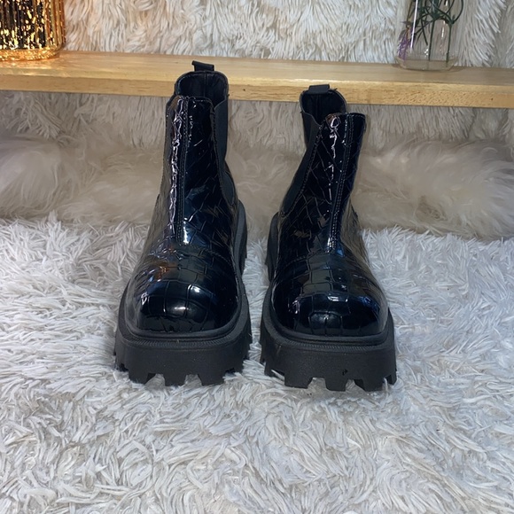 🖤-Topshop Chunky Boots-🖤 - Picture 2 of 8